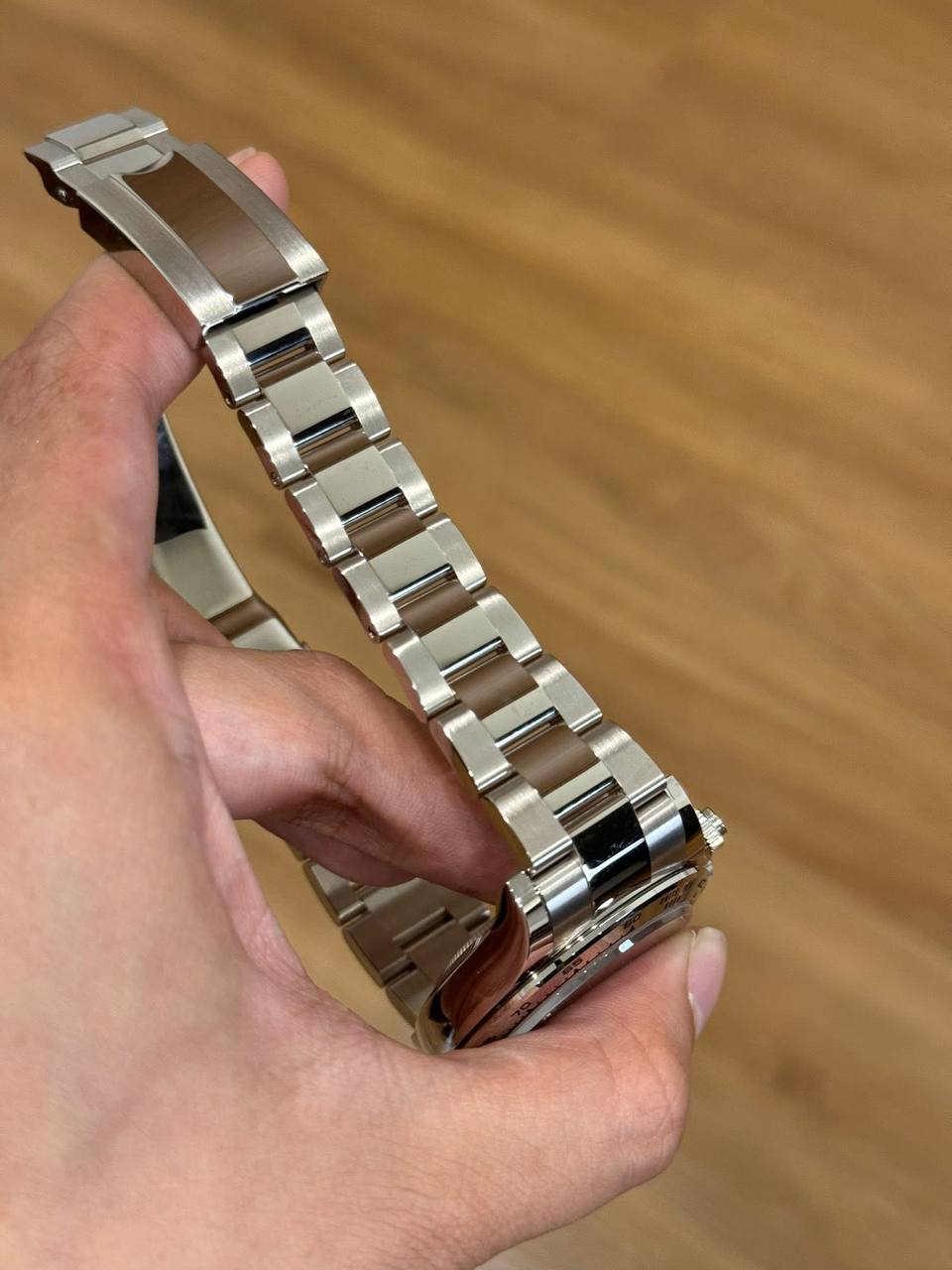 Rolex Cosmograph Daytona 116509 Blue Dial – 18k White Gold Chronograph - Image 4