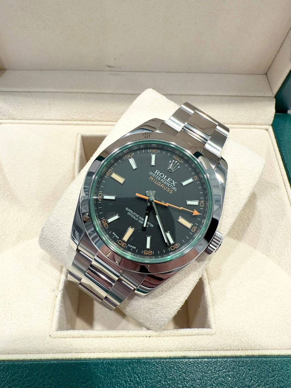 Rolex Milgauss 116400GV – Green Sapphire Crystal, Black Dial, Stainless Steel - Image 6