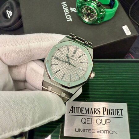 Audemars Piguet Royal Oak QEII Cup Limited Edition – Stainless Steel, Silver Dial
