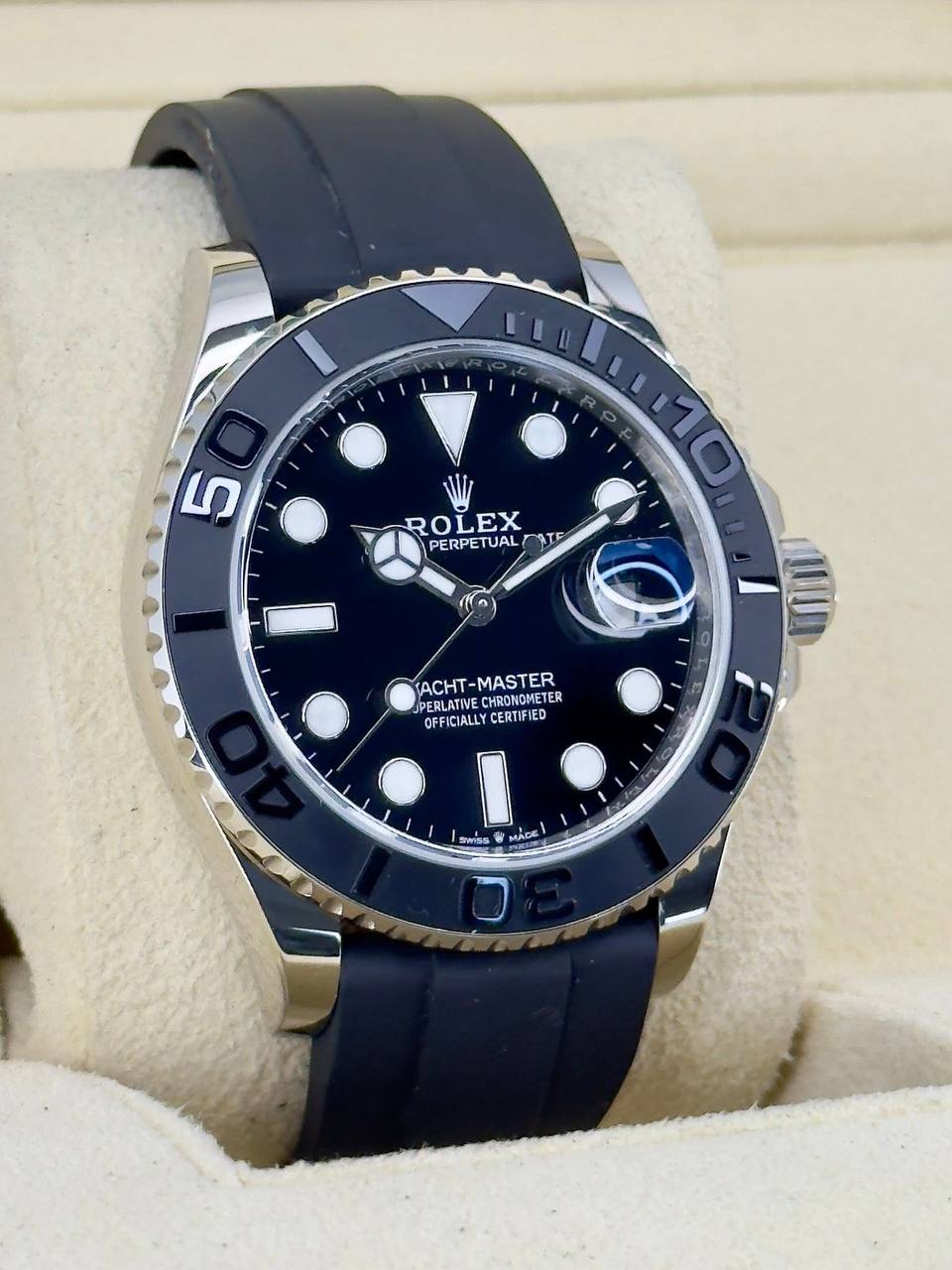 Rolex Yacht-Master 42 Oysterflex 226659 – Black Dial Platinum Bezel 42mm (2024 Model) - Image 4