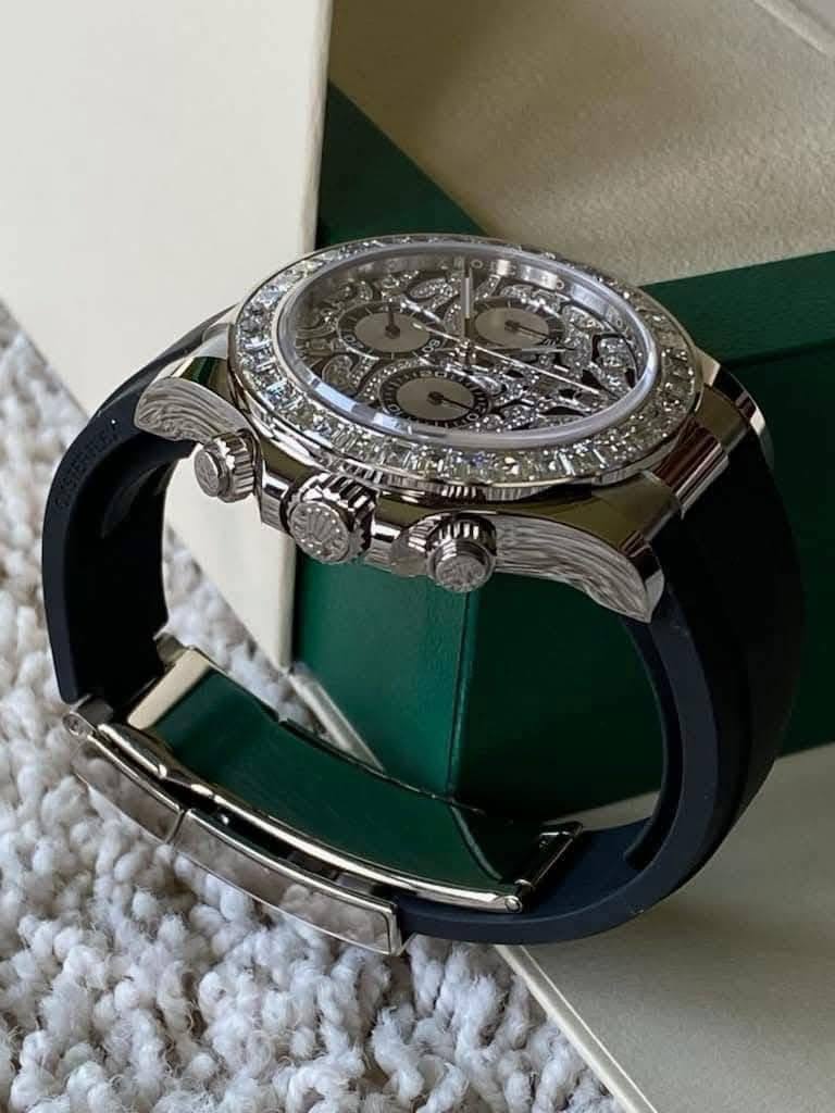Rolex Cosmograph Daytona – Diamond Bezel & Dial, Oysterflex Strap - Image 6