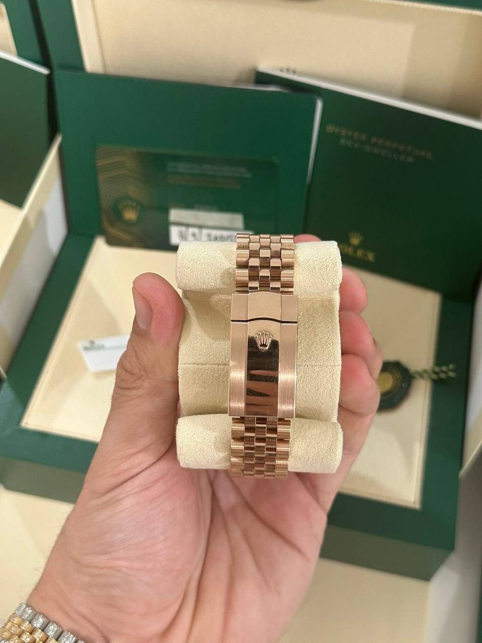 Rolex Sky-Dweller – Blue Dial, Stainless Steel, Dual Time Zone & Annual Calendar - Image 7