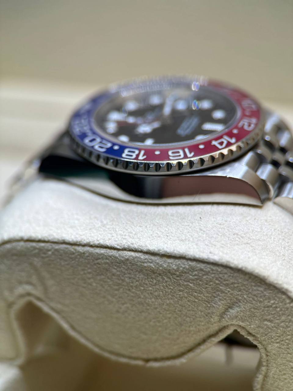 Rolex GMT-Master II 126710BLRO “Pepsi” – Stainless Steel Jubilee Bracelet - Image 5