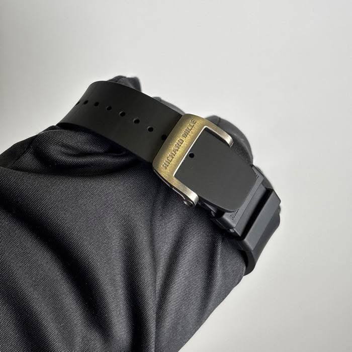 Richard Mille RM 61-01 Yohan Blake – Carbon TPT, Skeleton Dial, Limited Edition - Image 3