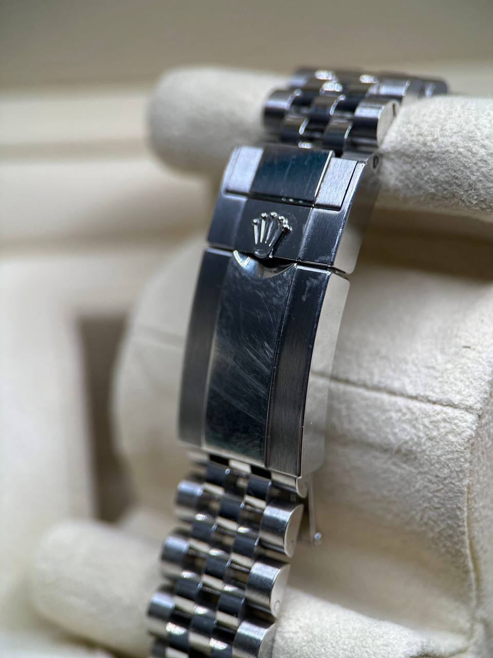 Rolex GMT-Master II 126710BLRO “Pepsi” – Stainless Steel Jubilee Bracelet - Image 4