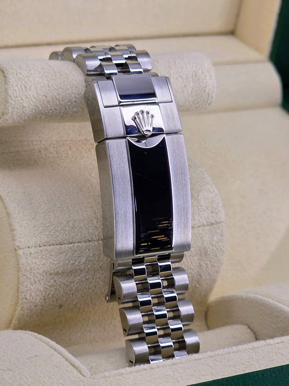 Rolex GMT-Master II “Pepsi” – Red & Blue Ceramic Bezel, Jubilee Bracelet - Image 5