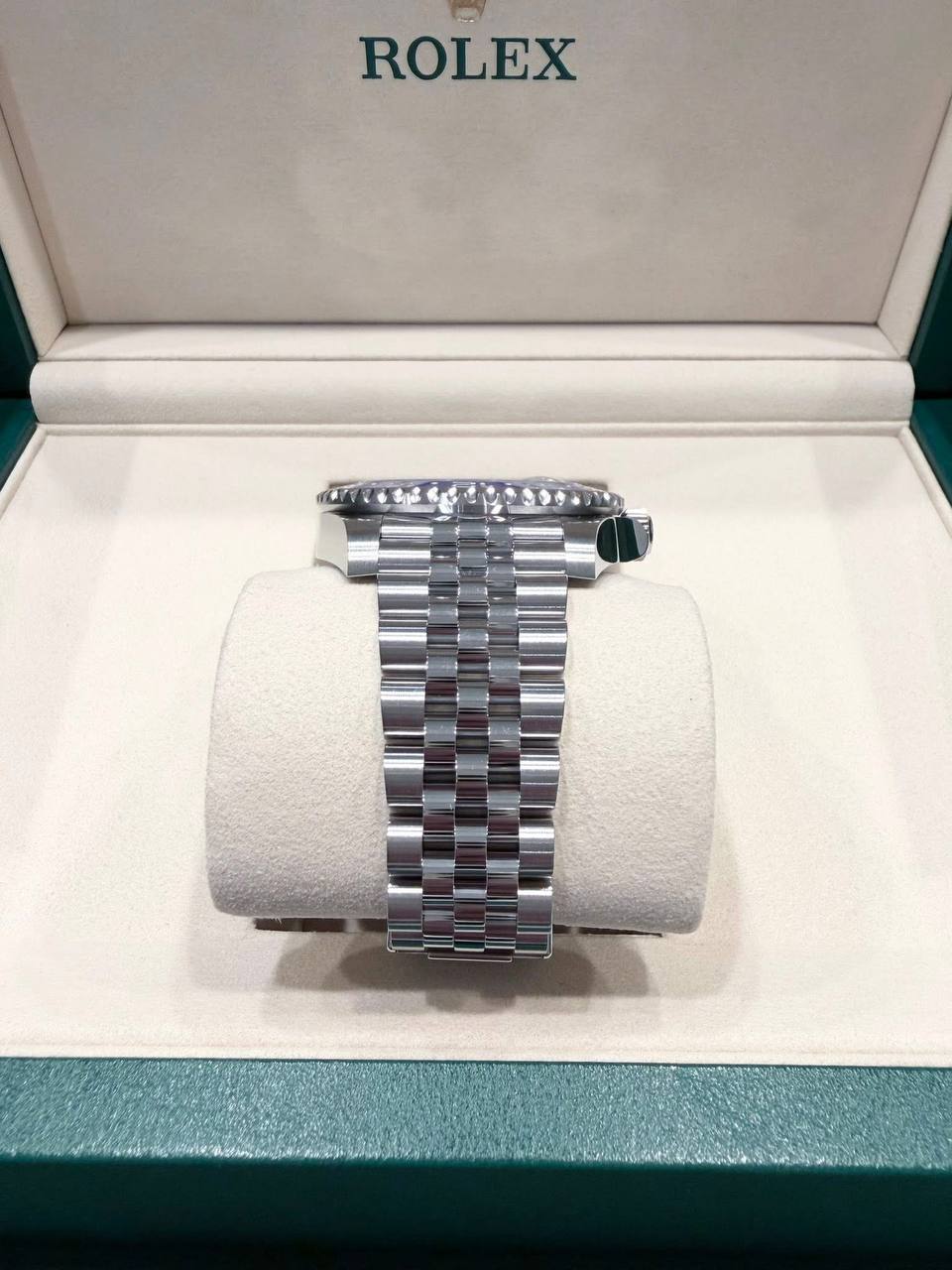 Rolex GMT-Master II “Batman” – Black & Blue Ceramic Bezel, Jubilee Bracelet - Image 3